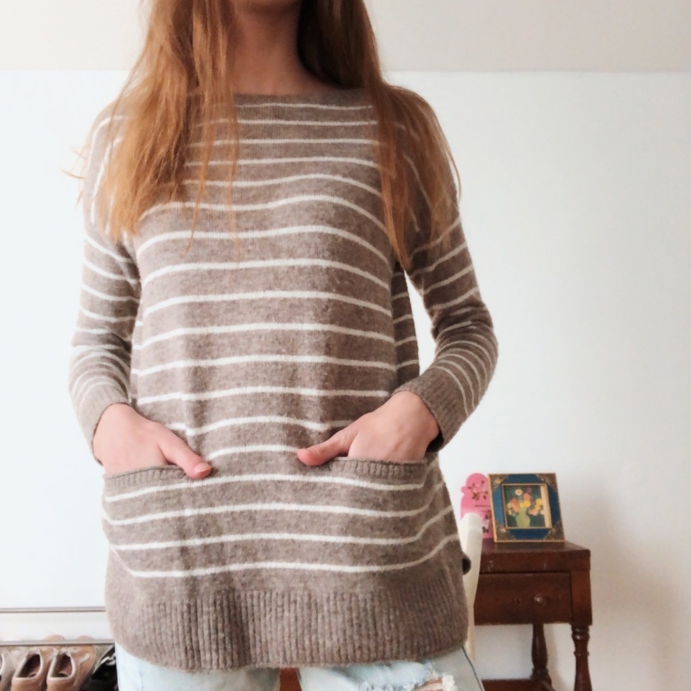 Abercrombie & Fitch sweater
